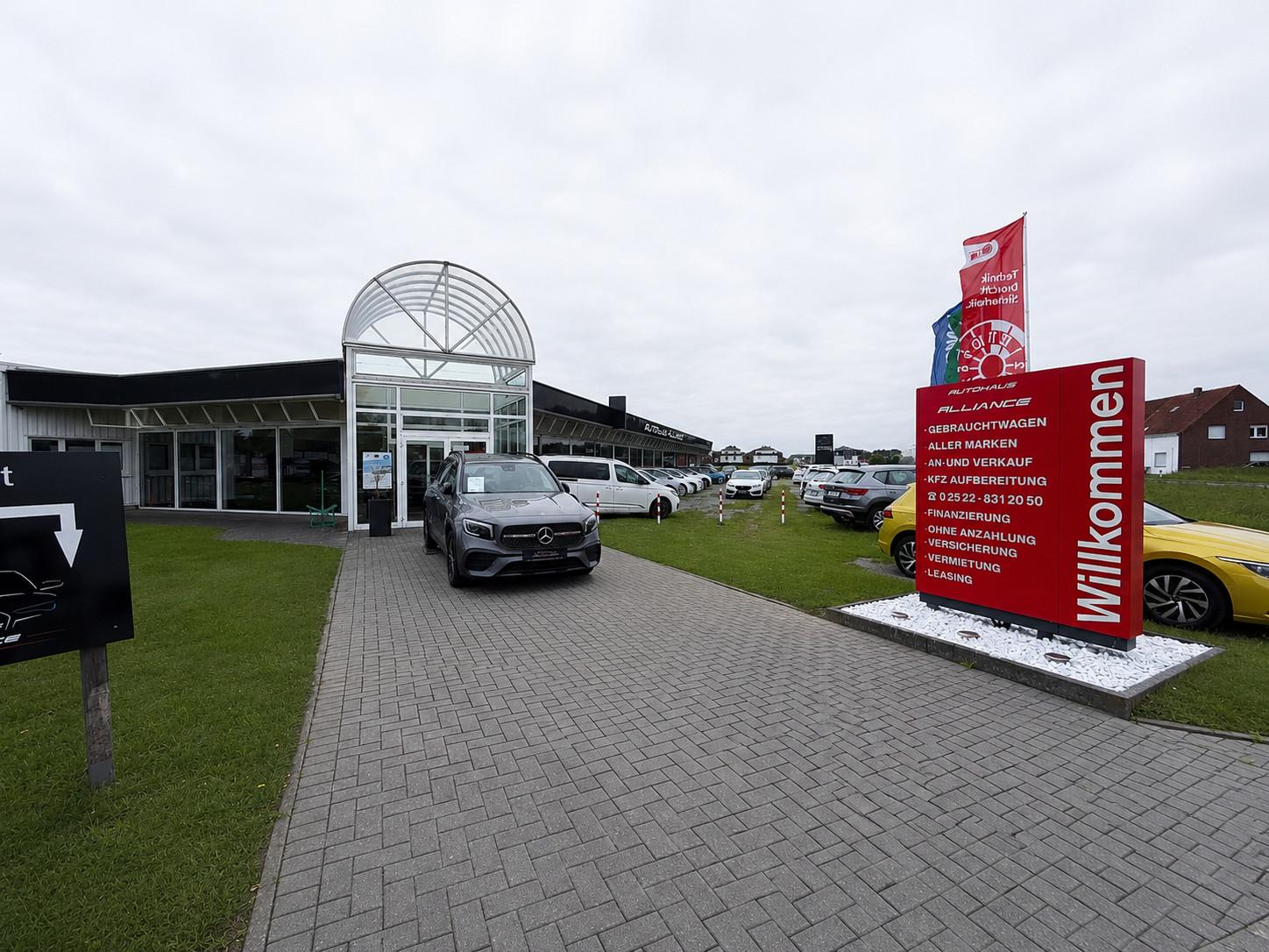 showroom-image-bottom