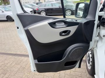 Renault Trafic - 5