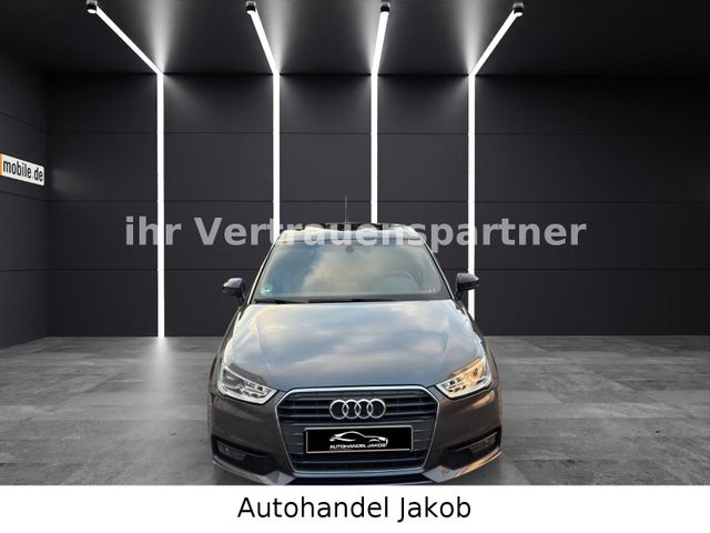 Audi A1/Sportback/S-Line/Panorama/TÜV_SERVICE_NEU!