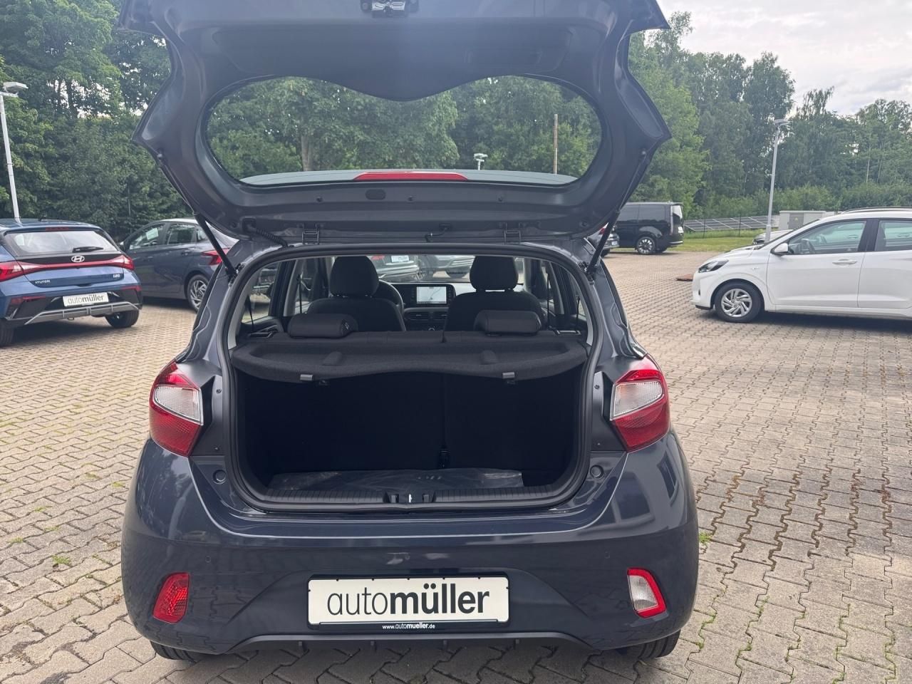 Fahrzeugabbildung Hyundai i10 SELECT *SERVICE NEU*NAVI*KAMERA*DAB+*PDC*BT*