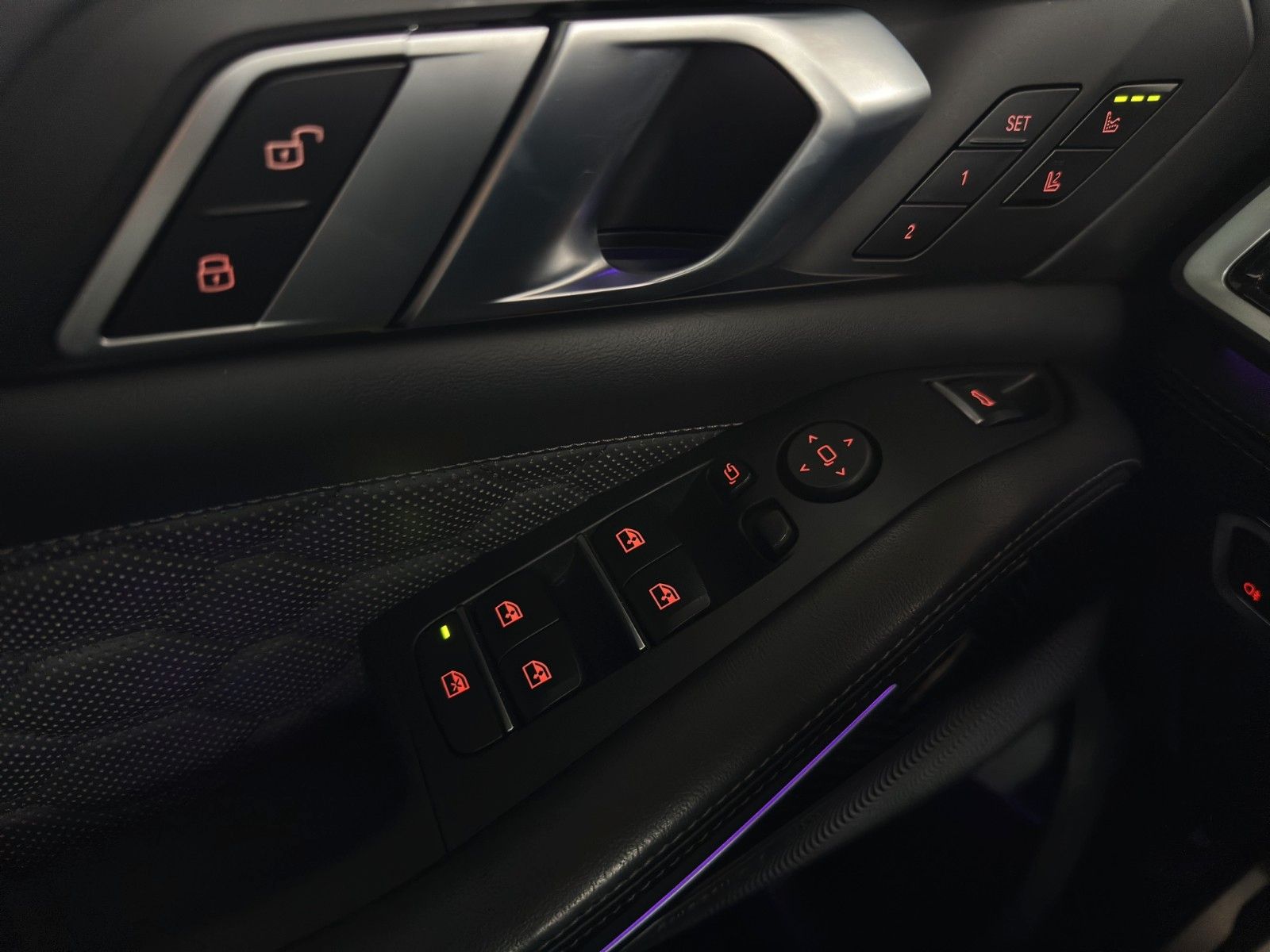 Fahrzeugabbildung BMW X5 M Competition HUD/Pano/B&W/Massage