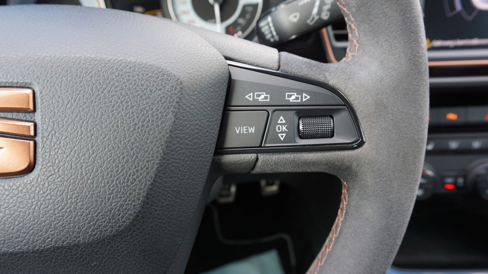 Fahrzeugabbildung SEAT Leon Cupra R Limitiert 673 von 799, ACC, Kamera