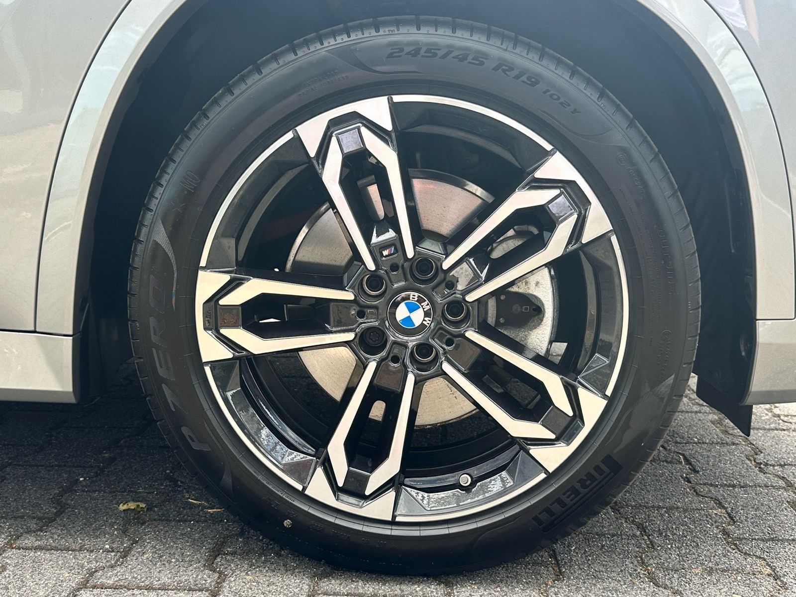 BMW iX1 - Bild 25