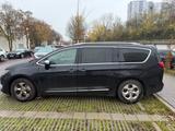 Chrysler Pacifica - Chrysler Pacifica: 8 Sitzer