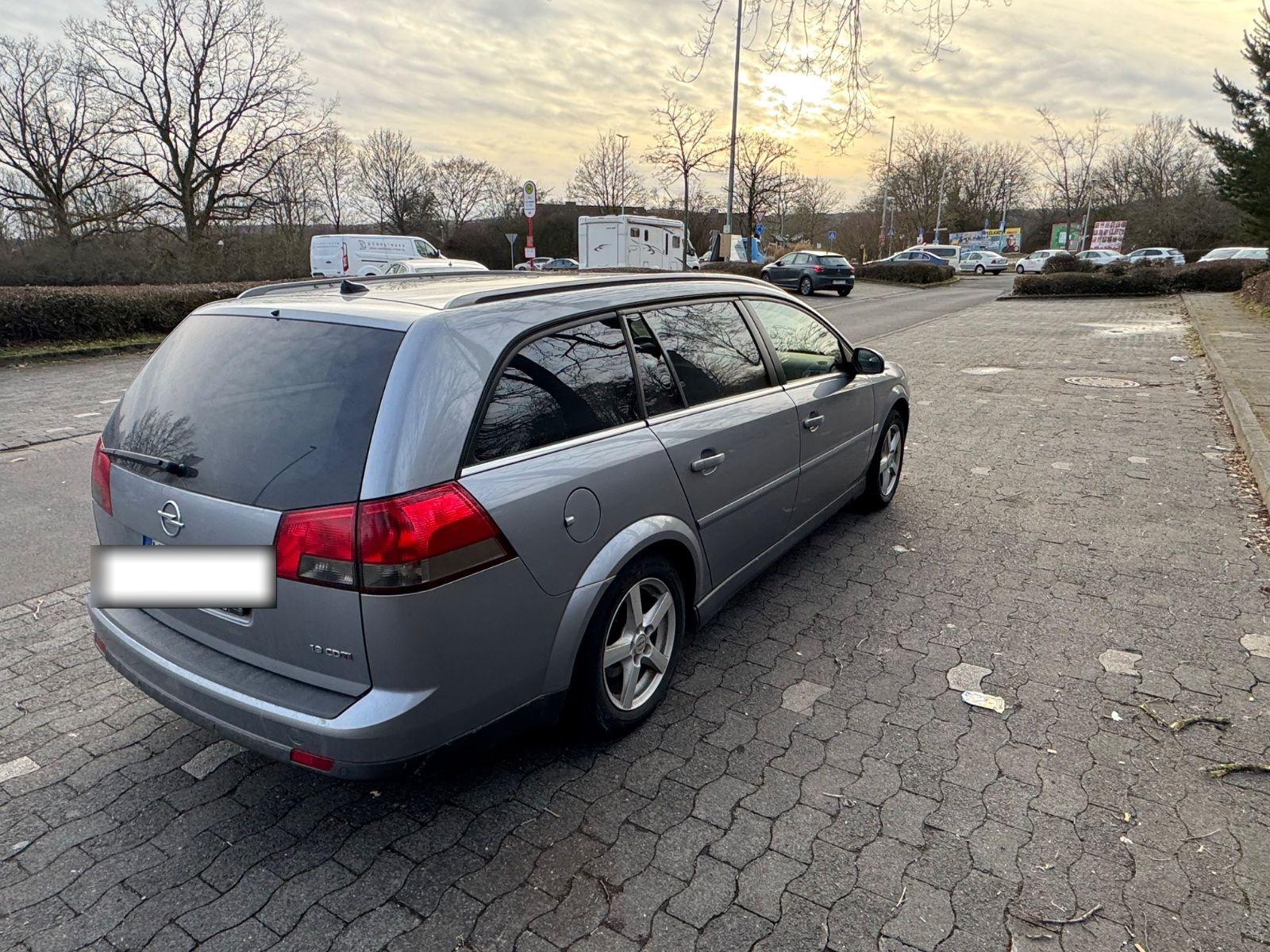 Opel Vectra 2009 — photo 6