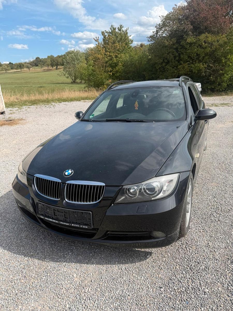BMW 320