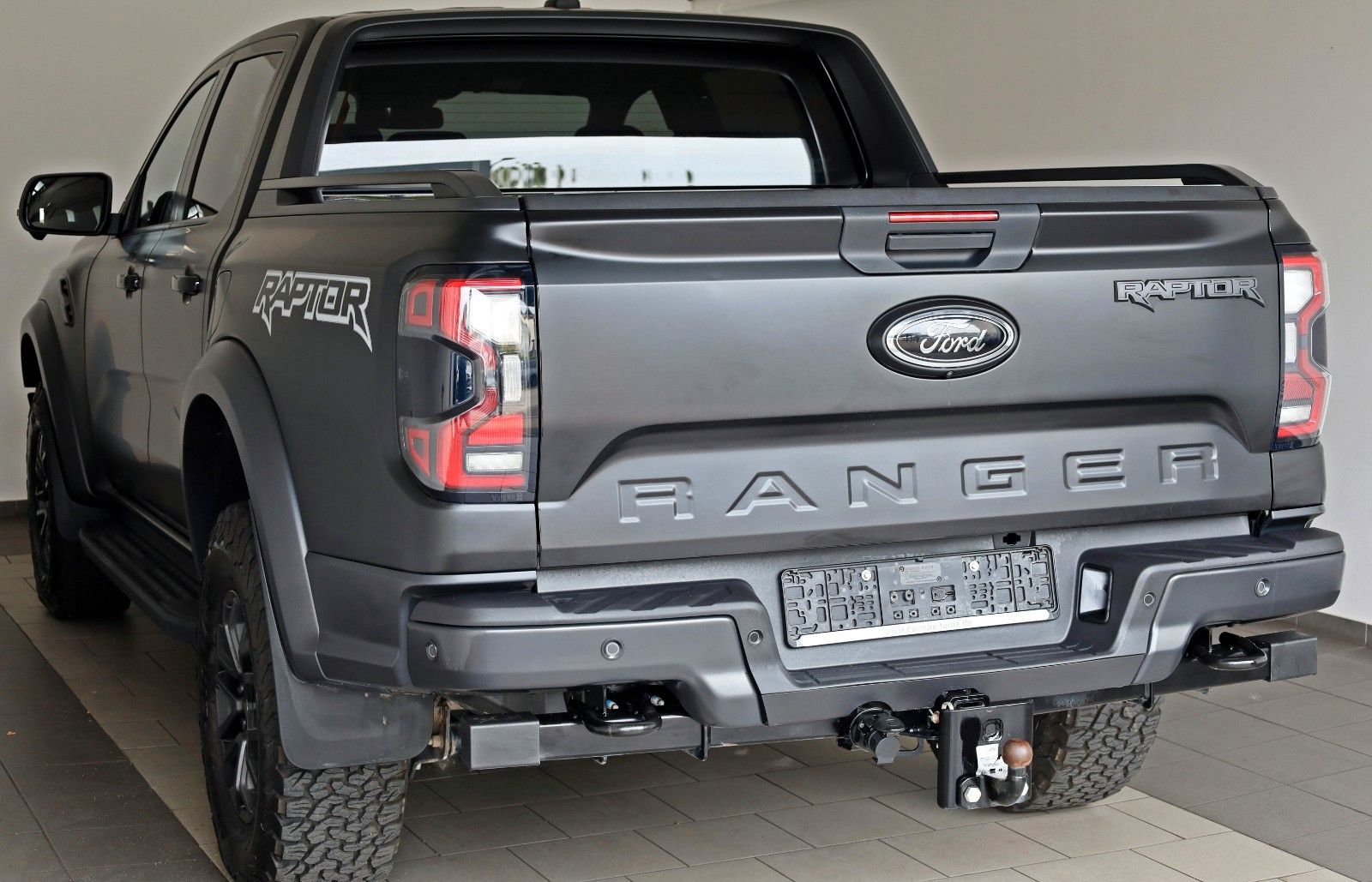 Fahrzeugabbildung Ford Raptor e-4WD,Techno73,Rollo el., Garantie 11.29