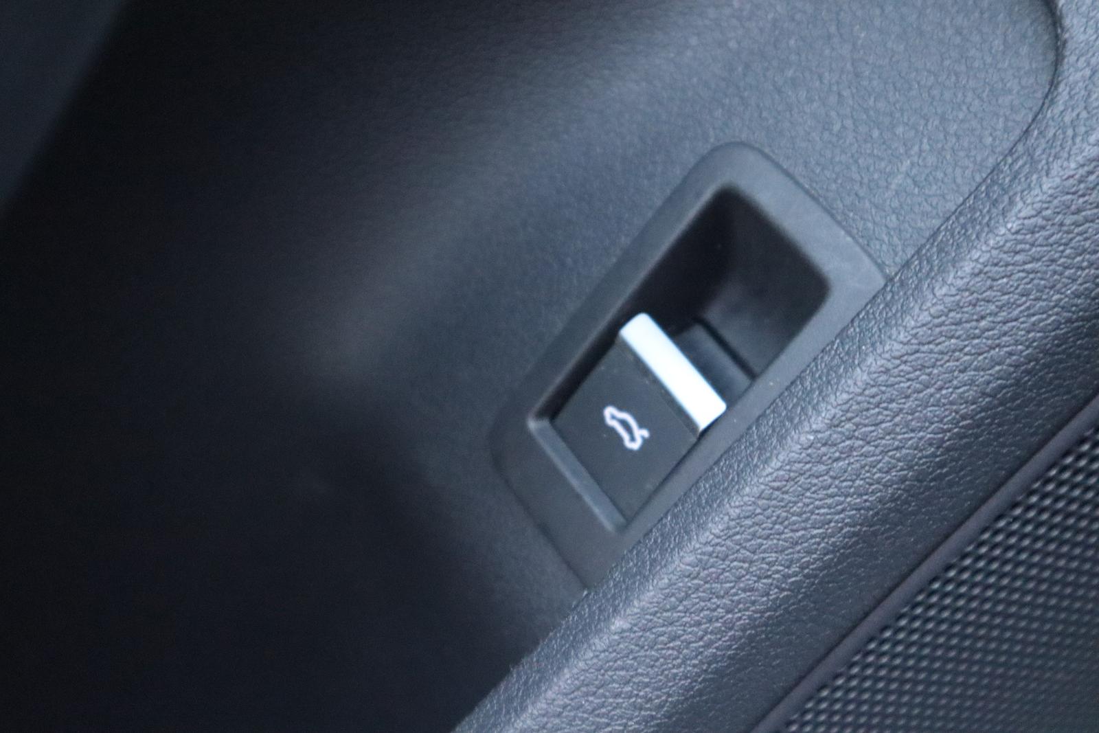 Audi A4 Avant 40 TDI Advanced S-Tronic LED Navi ACC