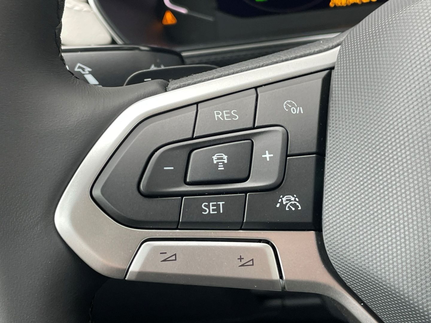 T-Cross Style 1.0 TSI DSG Navi/Matrix/ACC/Kamera