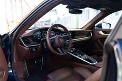 Fahrzeugabbildung Porsche 992 Turbo S *NACHTBLAU / APPROVED / VOLL*