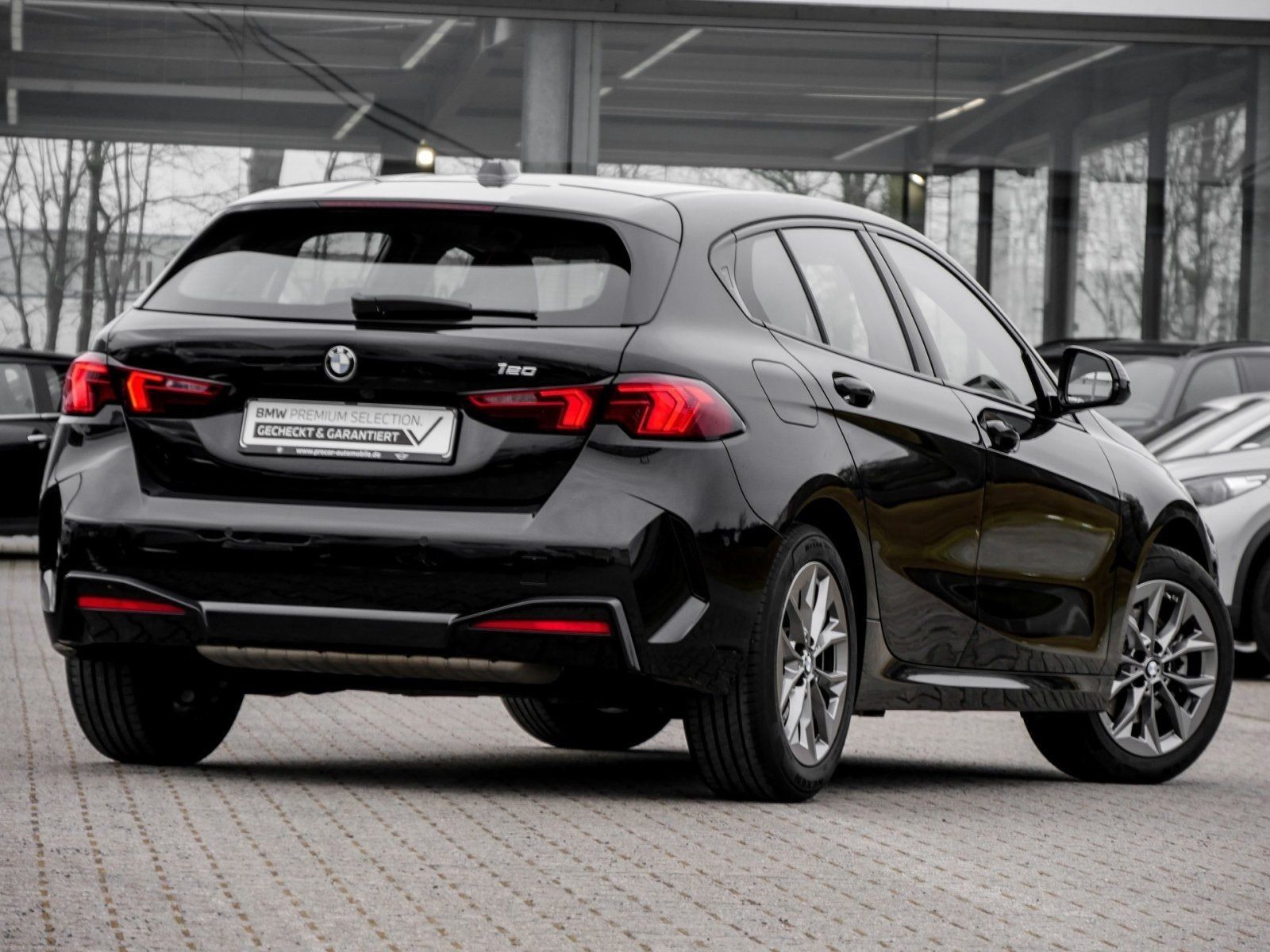 BMW 120 - Bild 2