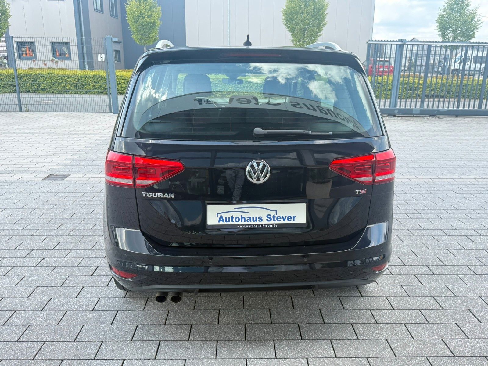 Fahrzeugabbildung Volkswagen Touran Highline BMT/Start-Stopp