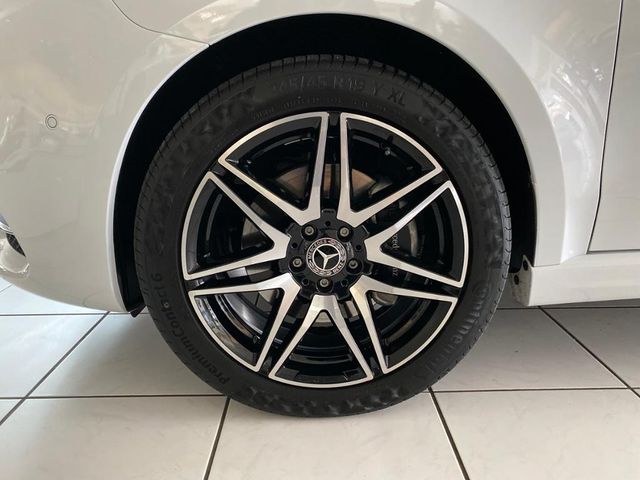 V 300 d ED L AMG AIRMATIC ABSTAND AHK SOUND DAB