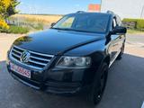Volkswagen Touareg V6 TDI VOLLLEDER TOPZUSTAN TÜV 09/ 2027 - Volkswagen Touareg aus 2005: V6 TDI