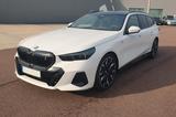 BMW i5 eDrive40 Touring IconicGlow AHK PADA MSP 21" - BMW i5 in Leipzig
