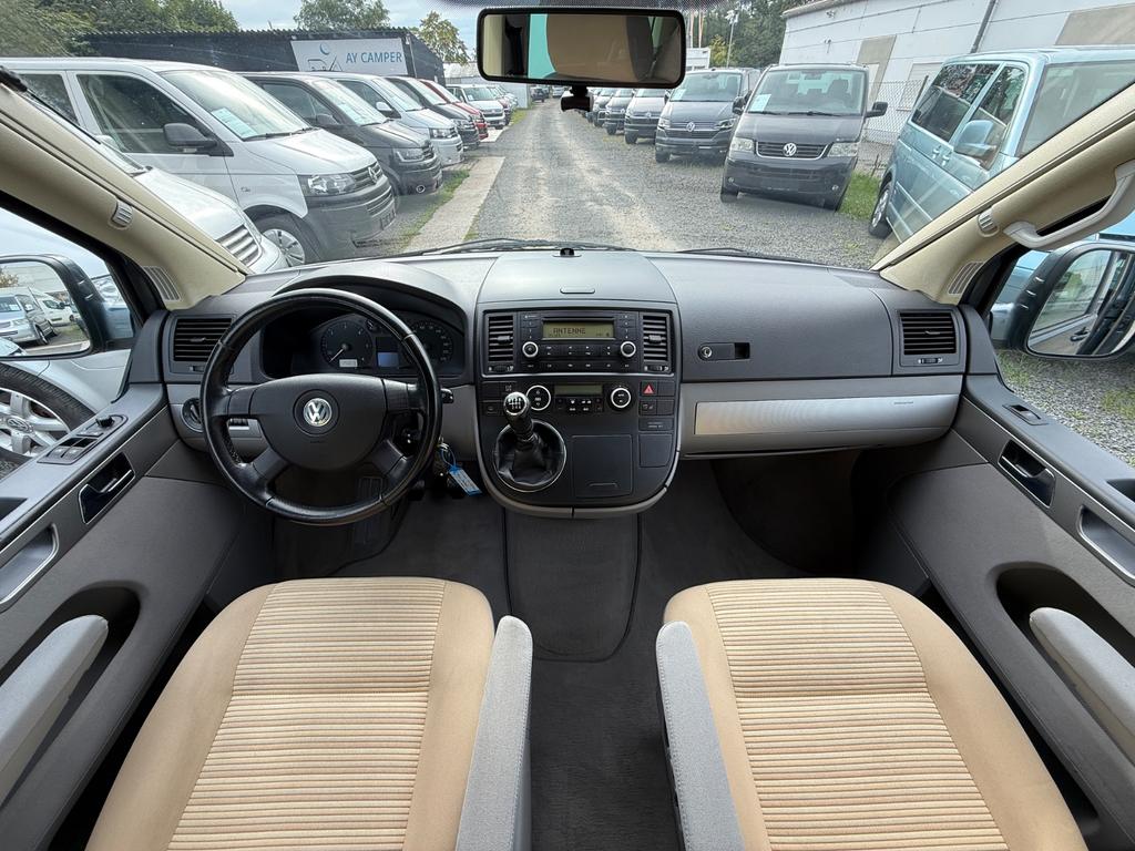 Volkswagen T5 California