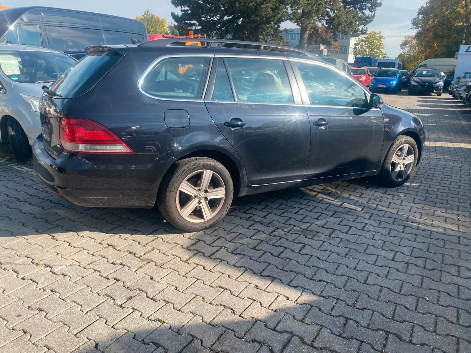 Volkswagen Golf 2011 — photo 8
