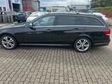 Mercedes-Benz E 250 BlueTEC 4MATIC T Autom. - - Mercedes-Benz E 250: 4matic