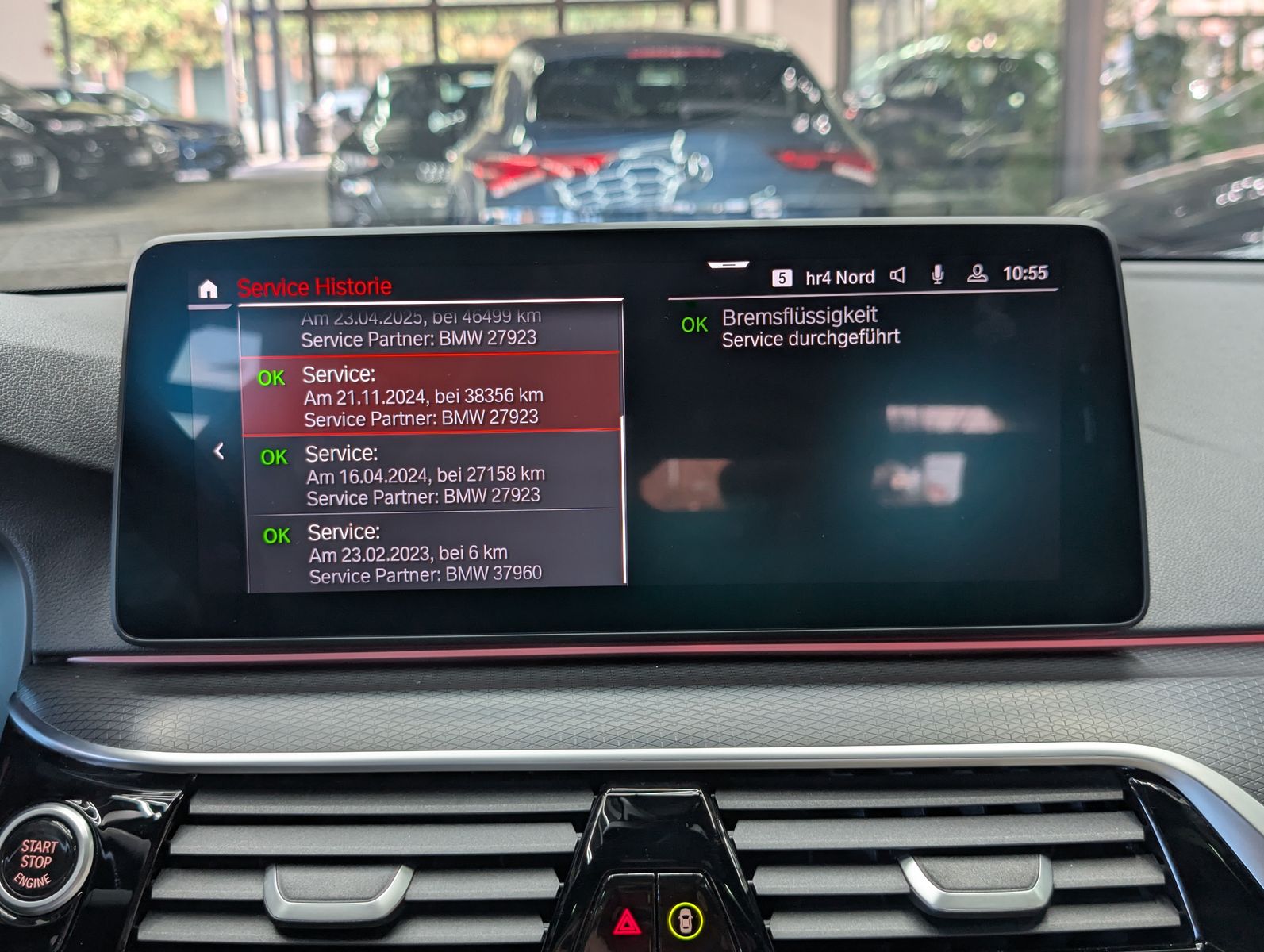 Fahrzeugabbildung BMW 530 i M Sport Tour. LEDER MEMO VIRT LED APP PANO