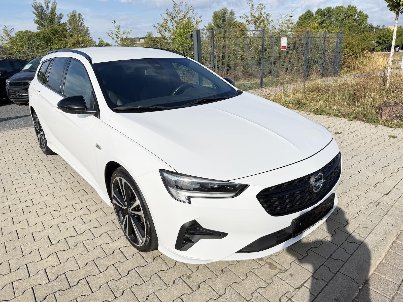 Opel Insignia 2.0 D Ultimate Aut. Navi+Led+Ahk+Shz
