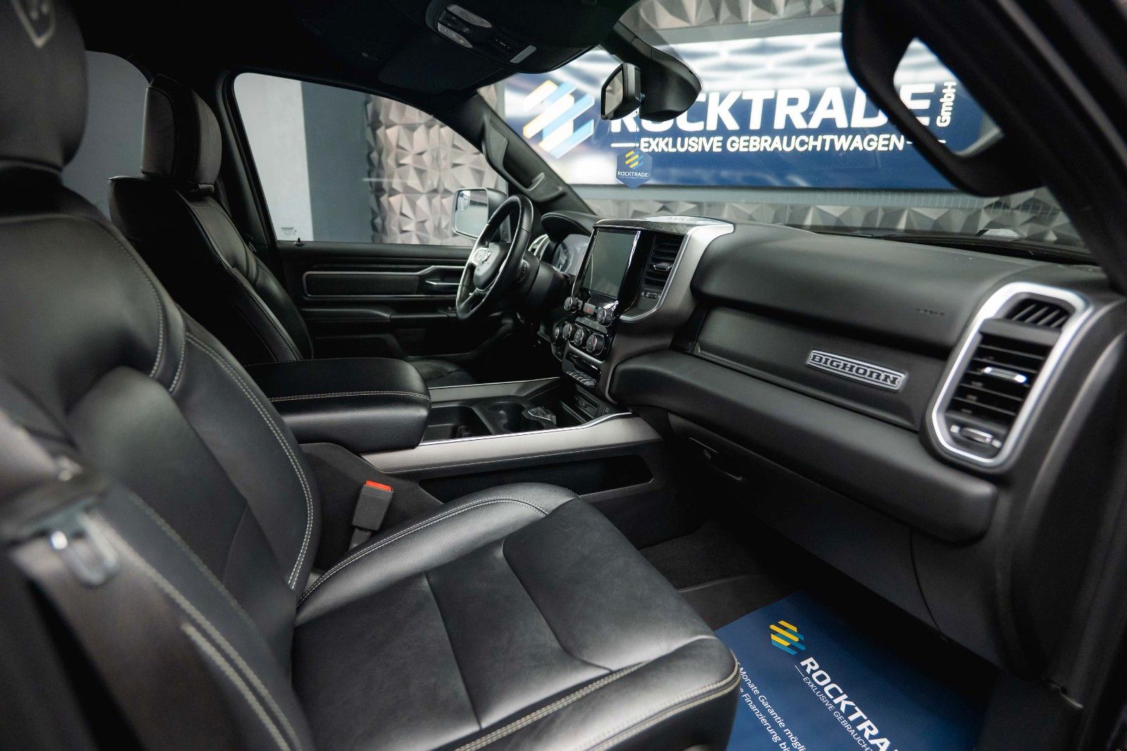 Fahrzeugabbildung Dodge RAM 5.7 V8 HEMI 4x4 BLACK *LPG 200L*Unfallfrei*