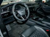 Audi Q8 e-tron 50 S-line,Matrix,Pano,AHK,HuD,B&O,360° - weiße Audi Q8 e-tron