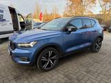 Volvo XC40 R Design AWD=Leder-Carplay-Kamera-AHK= - Volvo Behindertengerecht