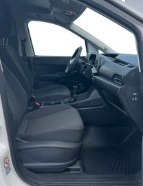 Volkswagen Caddy - 10