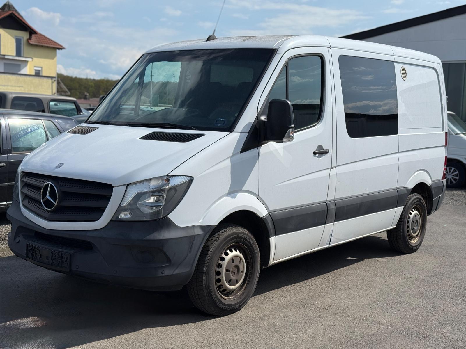 Mercedes-Benz Sprinter II Kasten CDI * mit RAMPE * 1. HAND *