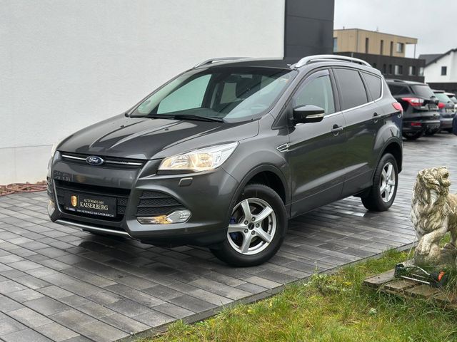 Ford Kuga Trend **AHK+PDC+Wenig KM*