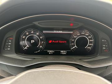 2022 AUDI RS6 — миниатюра 13