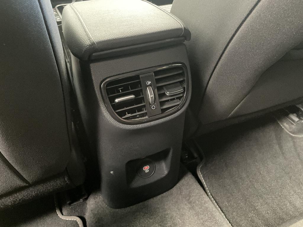 Kia Ceed SW 1.5 T-GDI DCT Spirit