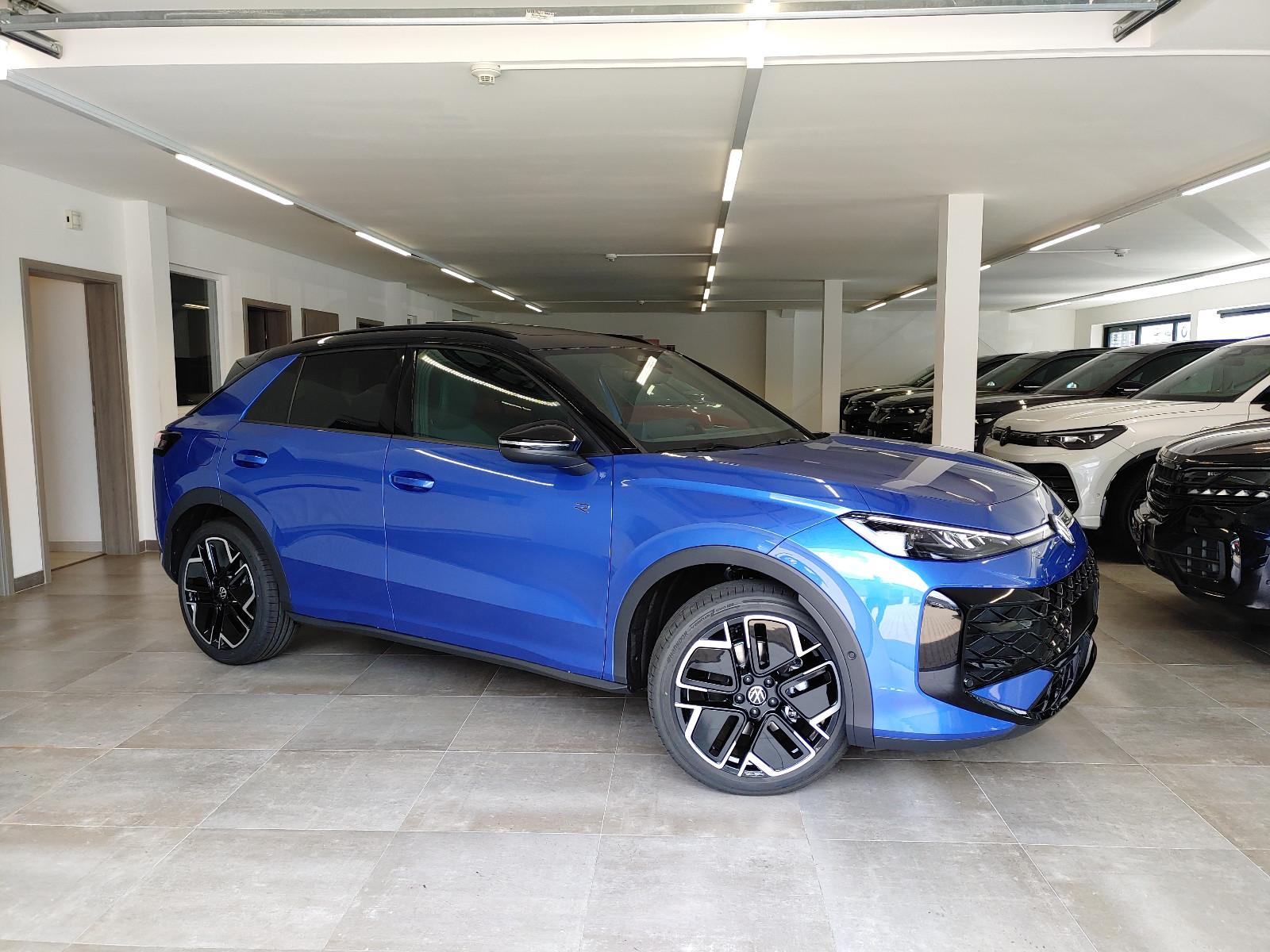 Volkswagen T-Roc 1.5 eTSI DSG R-Line Pano/Matrix/AHK/4J