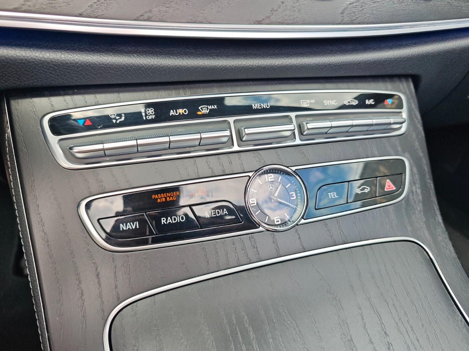 Mercedes-Benz E 220 CABRIO AMG-LINE*BURMESTER*KAMERA*AIRSCARF*