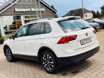 Volkswagen Tiguan - 4