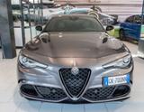 Alfa Romeo Giulia Quadrifoglio - Alfa Romeo: Quadrifoglio