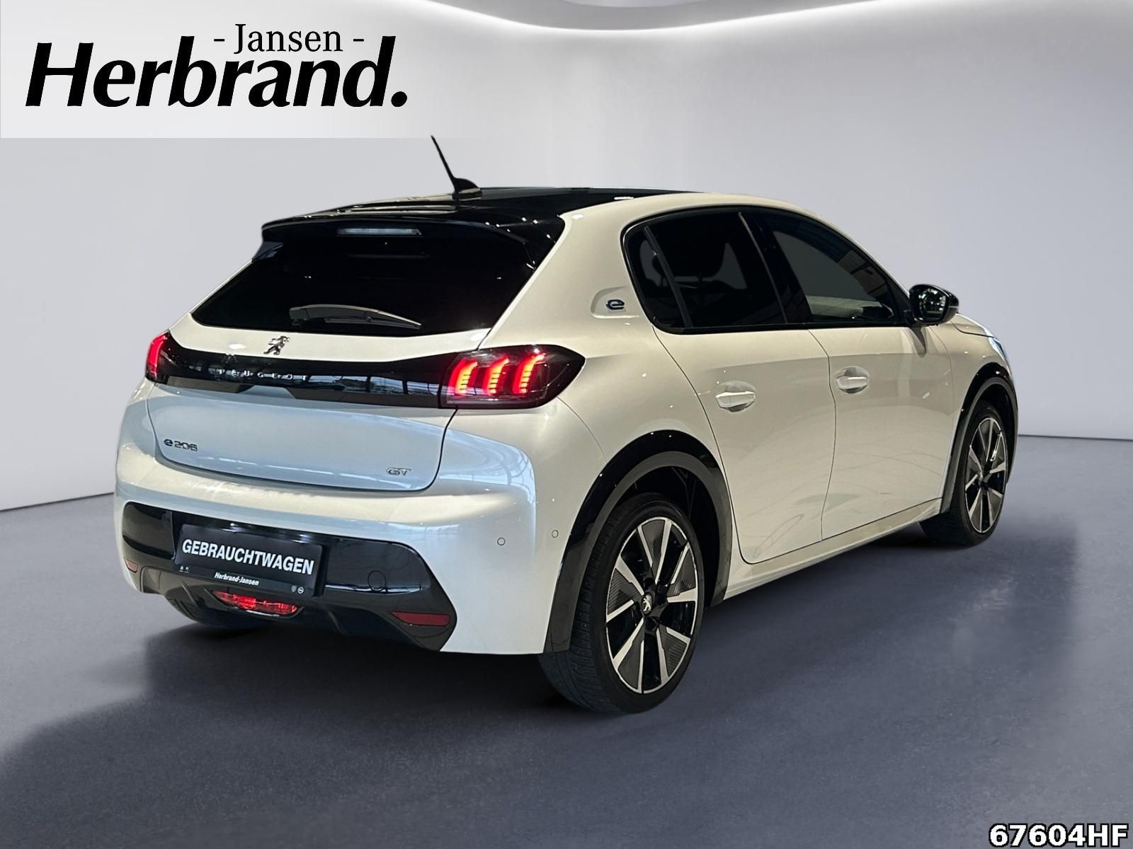 Fahrzeugabbildung Peugeot 208 GT +SHZ+CÆRPLAY+180KAMERA+TEMPOMAT