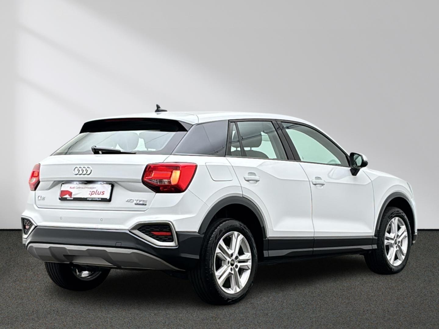 Audi Q2 Advanced 40 TFSI quattro Sitzhzg. MMI LED ACC