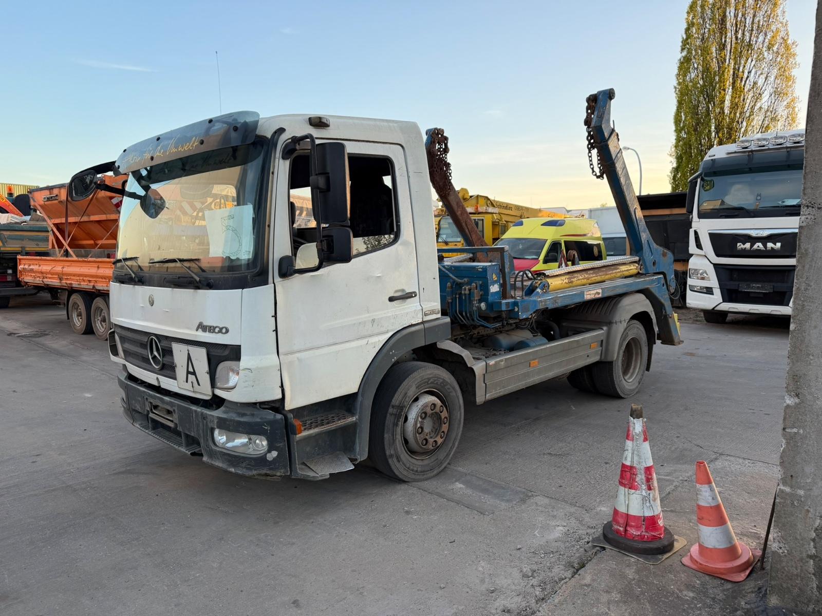 Mercedes-Benz Atego   1529 K