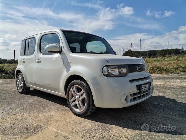 Nissan Cube 1.6cc - 2010