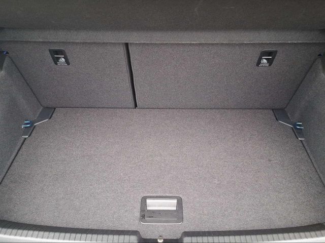 POLO 1.0 TSI R-LINE IQ.LIGHT+CAM+SHZ+DAB+PDC