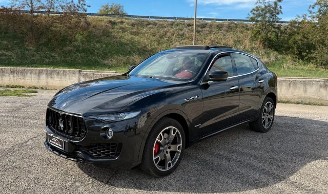 Maserati Levante V6 Diesel AWD 250CV Gransport