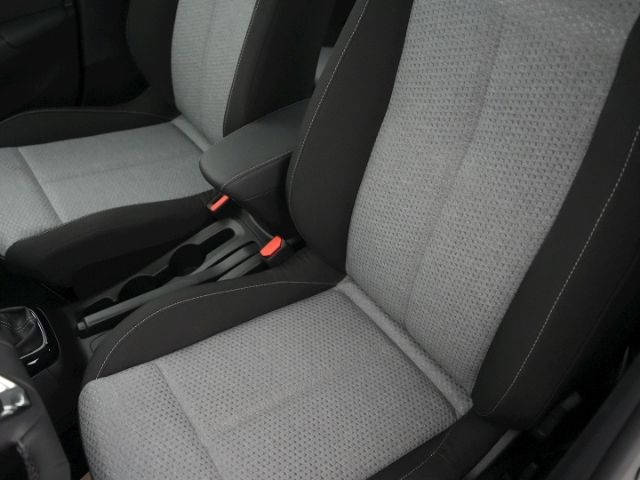 Corsa F FACELIFT+LED LICHT+RÜCKFAHRKAMERA+SITZ-/