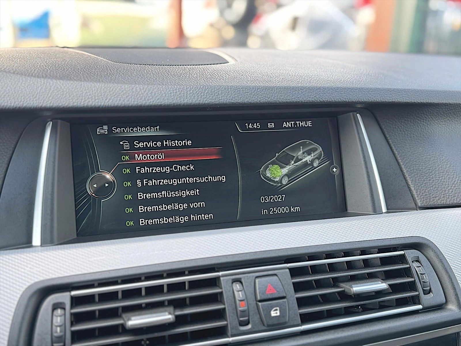 Fahrzeugabbildung BMW 520d xDrive M-Sport Shadow *LED*Head Up*Kamera*