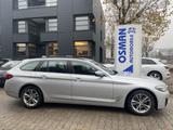 BMW 520 d Touring Aut. xDrive/Facelift/LiveCockpitPr - BMW 520 in Duisburg