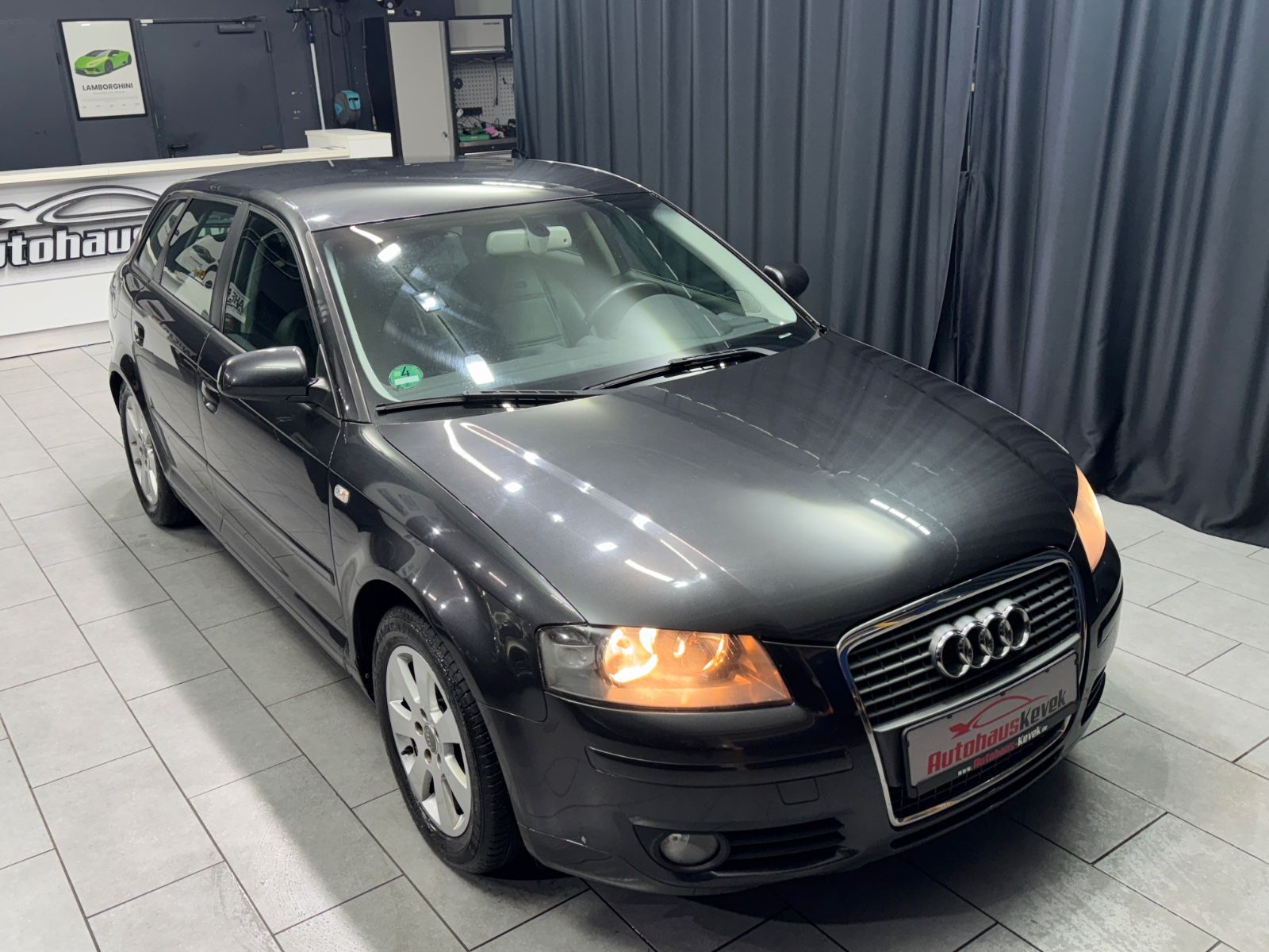 Fahrzeugabbildung Audi A3 Sportback 1.6 Ambiente
