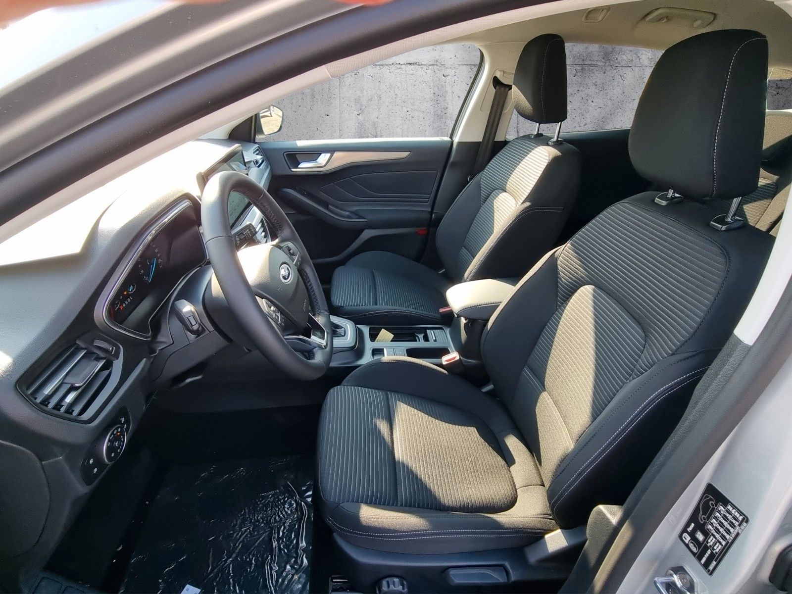 Fahrzeugabbildung Ford Focus Turnier Titanium