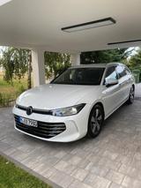 Volkswagen Passat 2.0 TDI SCR DSG Elegance Elegance - Volkswagen Passat mit Diesel-Antrieb: Weiß, Alcantara