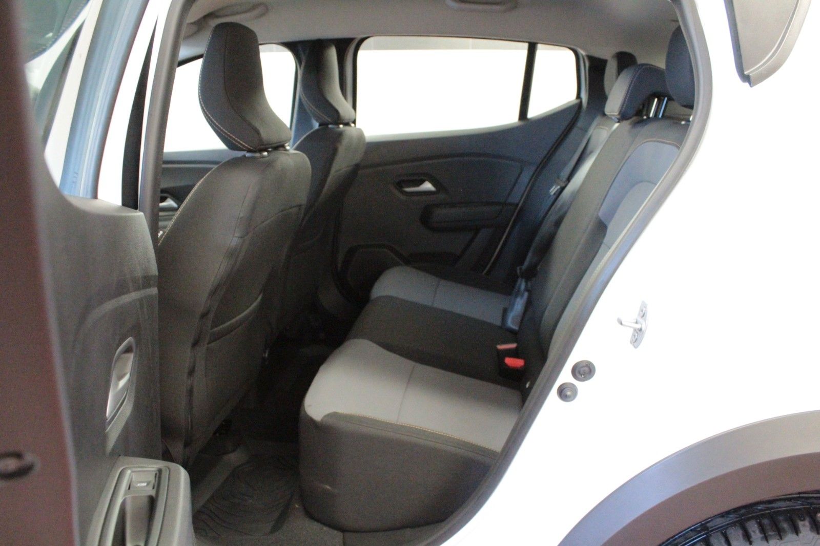 Fahrzeugabbildung Dacia Sandero Eco-G 100 Stepway Extreme+