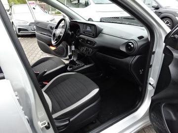 Fotografie des Hyundai i10 1.0 Select*GRA*PDC*SHZ*FSE*Klima